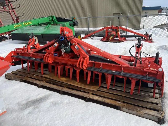 2023 Kuhn HR4040 herse rotative