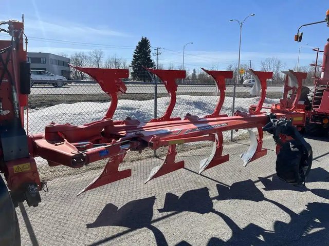 2023 Kuhn VARI-MASTER 152 Charrue