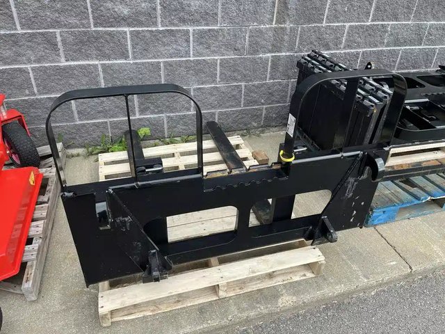 2024 HLA Attachments HD55AO600 Fourche à palette