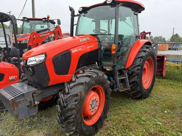 2021 Kubota M5-111 Tracteur