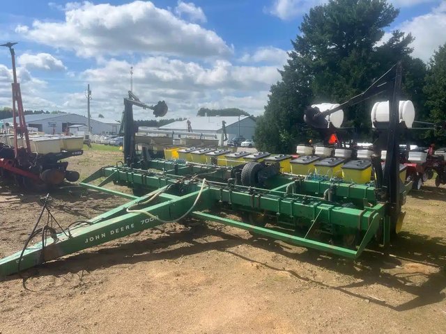 John Deere 7000 Planteur