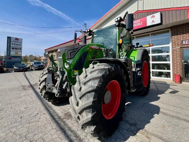 2022 Fendt 724 VARIO Tracteur