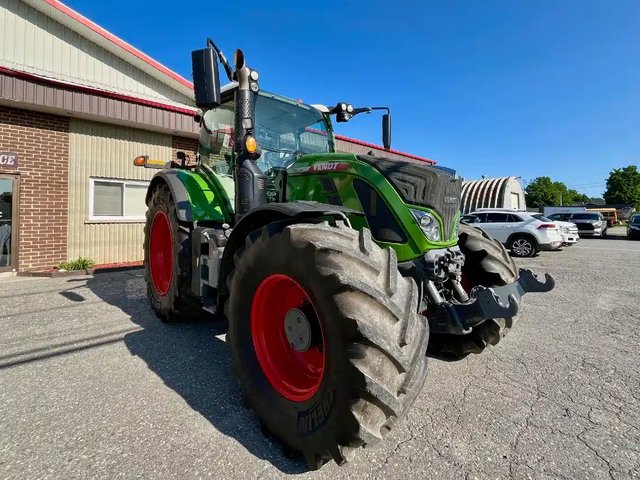 2022 Fendt 724 VARIO Tracteur