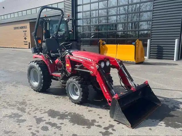 2016 Massey Ferguson 1526 Tracteur