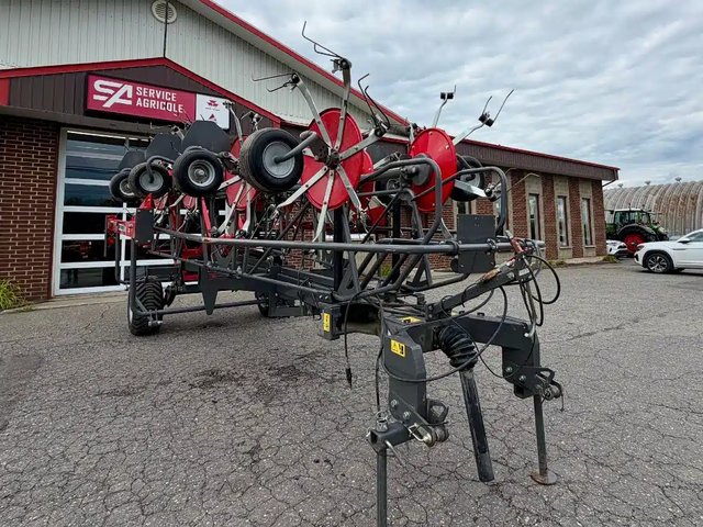 2023 Massey Ferguson TD 1310 X TRC râteau