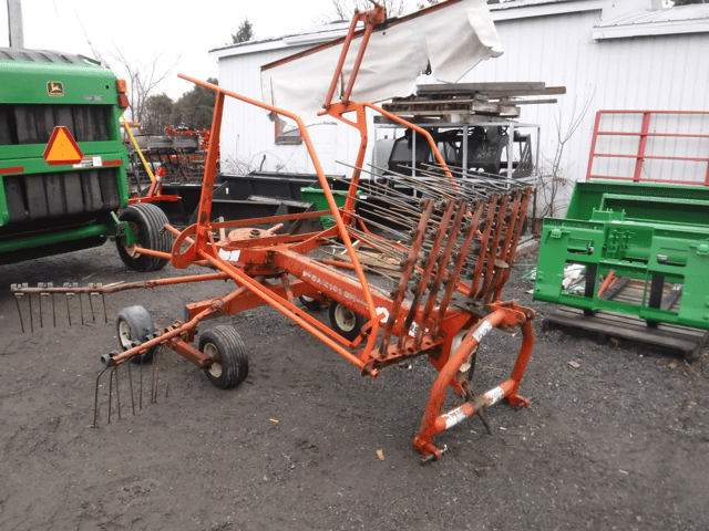 Kuhn GA401 râteau