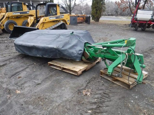 John Deere 265 Faucheuse à disques
