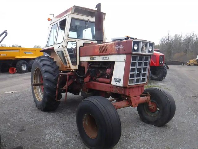 International Harvester 1066 Hydro Tracteur