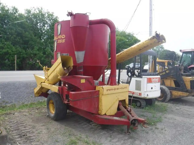New Holland 355 Moulange