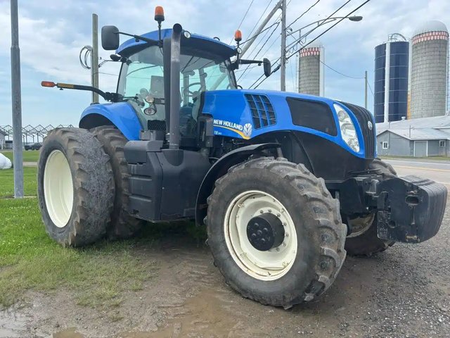2012 New Holland T8.300 Tracteur