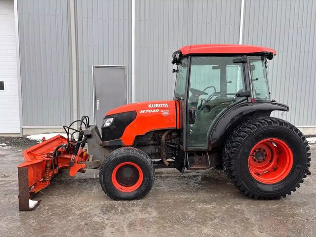 2013 Kubota M7040 Tracteur