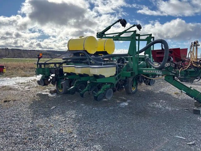 2000 John Deere 1780 Planteur