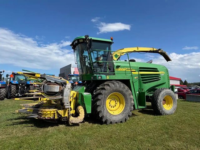 2007 John Deere 7300 Fourragère