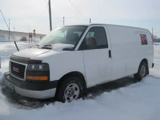 2004 GMC Savana 5.3 Vortec Camion - pickup
