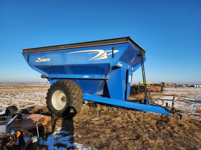 2010 Demco 850 Chariot à Grain