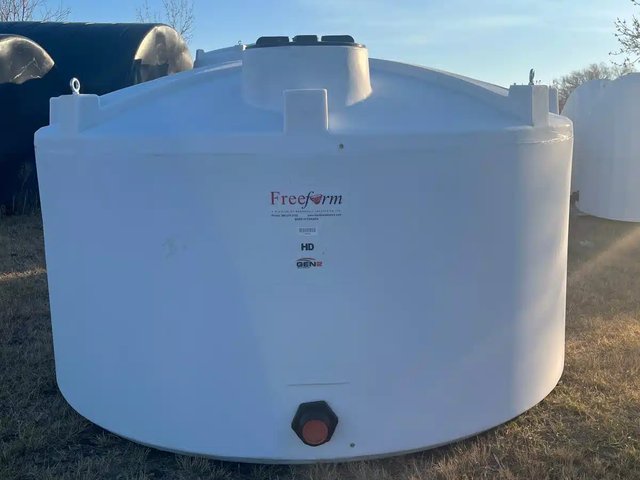 Freeform Plastics GEN2 1,800USG Vertical Flat Bottom Réservoir