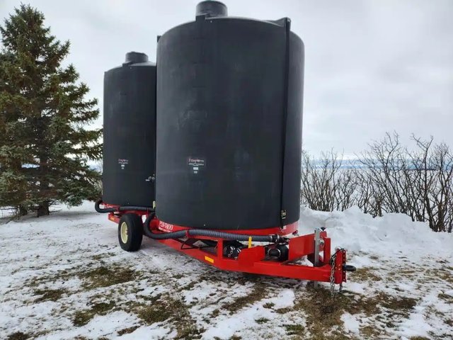 Freeform Plastics 8,800USG Portable Liquid Storage Trailer Réservoir
