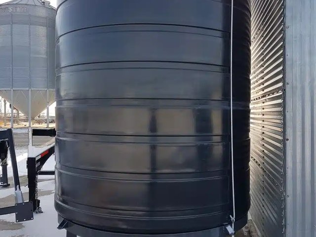 Enduraplas 5,500USG Cone Bottom with Frame Storage Réservoir