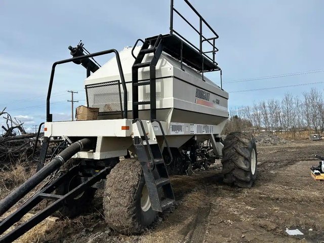 Bourgault 4350 Remorque pneumatique