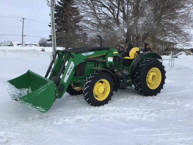2018 John Deere 5090M Tracteur