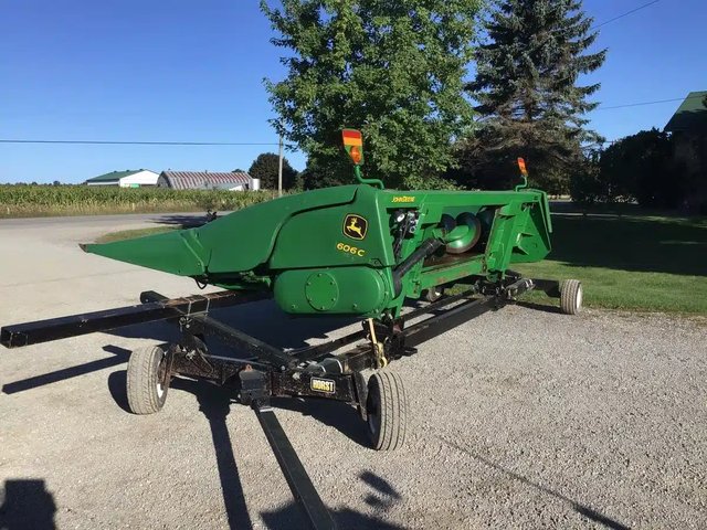 John Deere 606C Nez - Maïs