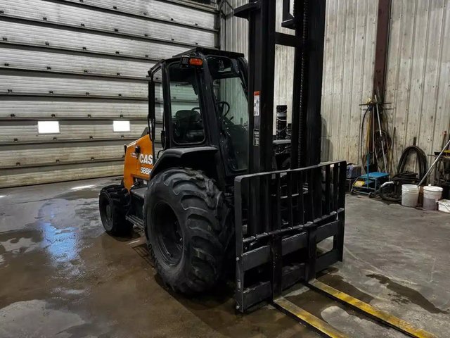 2024 Case 588H chariot élévateur