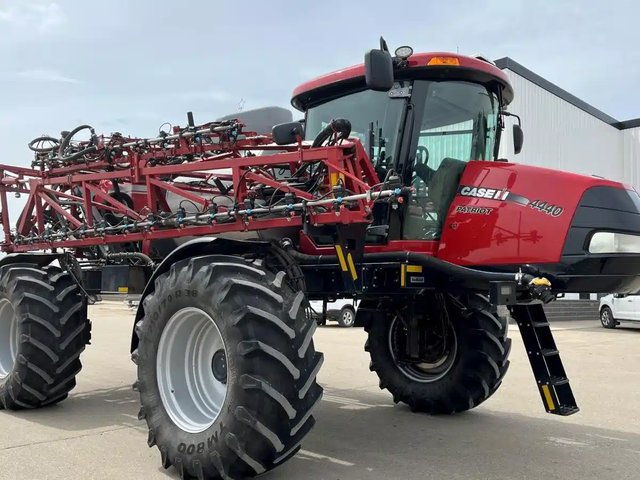 2019 Case IH PATRIOT 4440 Arroseur - Automoteur