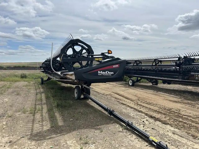 2018 MacDon FD75