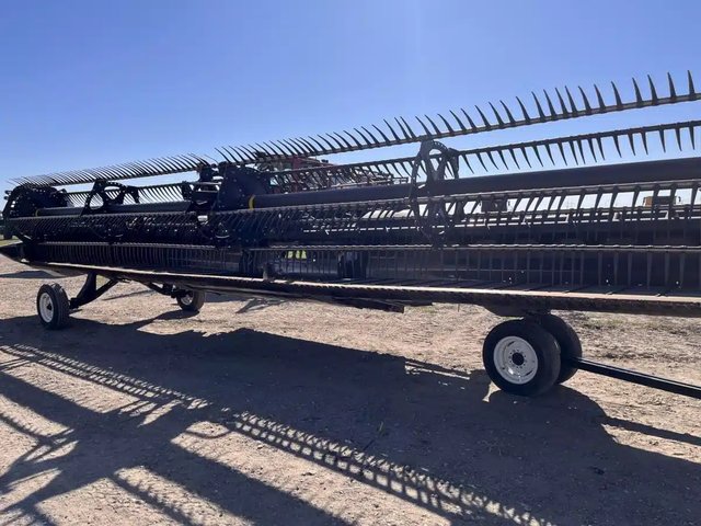2018 MacDon FD135 Header - Flex