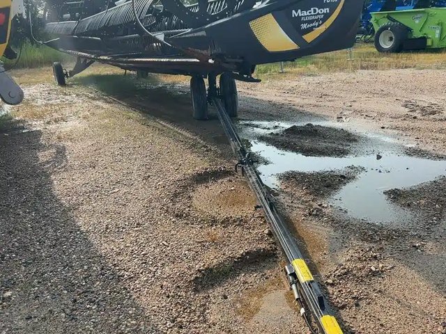 2019 MacDon FD135 Header - Flex