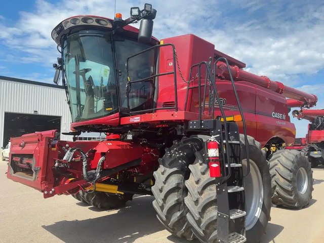 2022 Case IH 9250 Batteuse