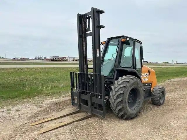 2024 Case 588H chariot élévateur