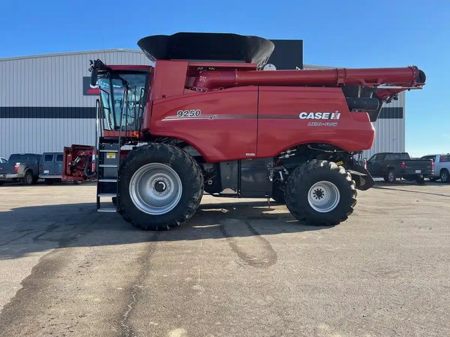 2019 Case IH 9250 Batteuse