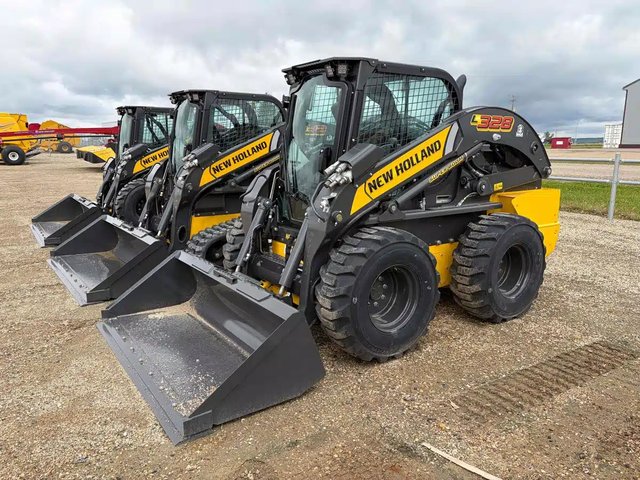2025 New Holland Construction L328 chargeuse à direction à glissement
