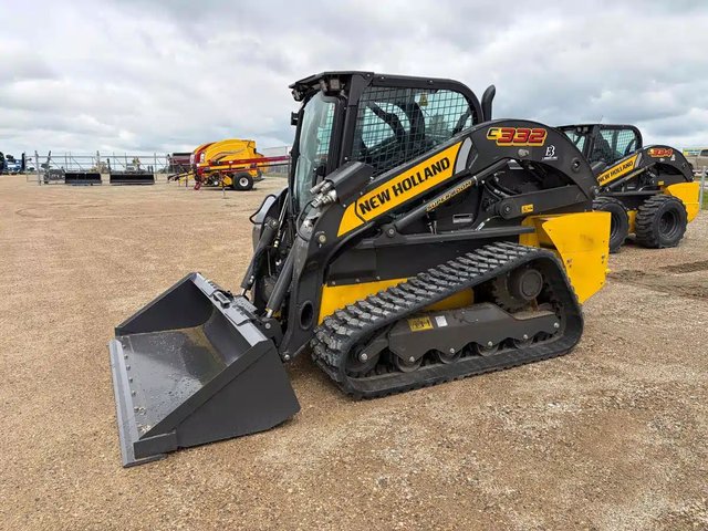 2026 New Holland Construction C332 chargeuse à direction à glissement