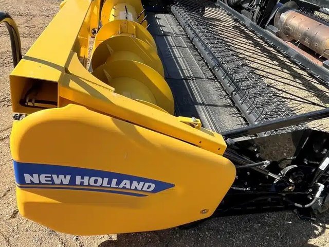 2024 New Holland 790CP Nez - Ramasseur