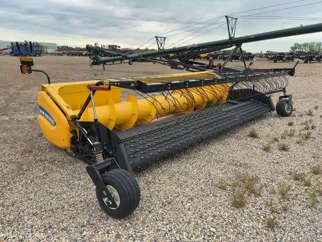 2022 New Holland 790CP Nez - Ramasseur
