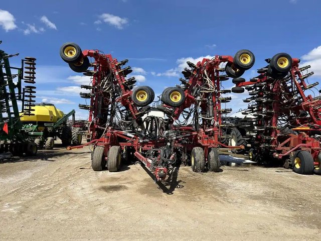 2013 Bourgault 3320-66 Semoir à air