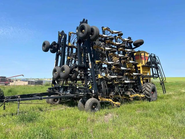 2012 SeedMaster 7012 Semoir à air