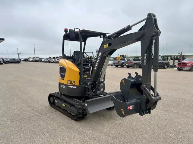 2023 Volvo ECR25D Excavatrice