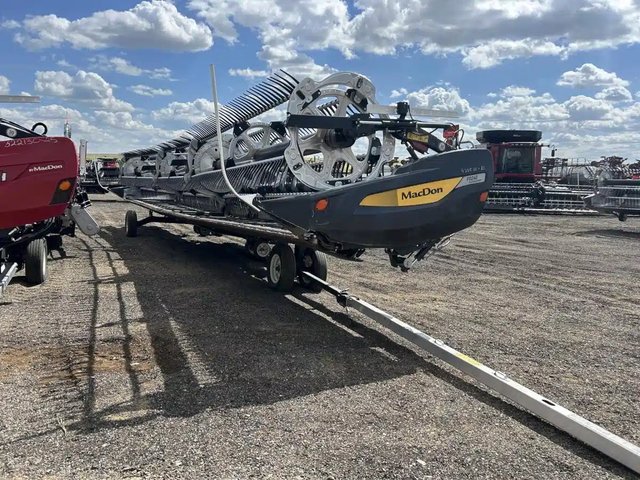 2022 MacDon FD240 Header - Flex