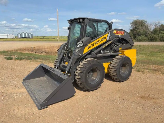 2026 New Holland Construction L328 chargeuse à direction à glissement