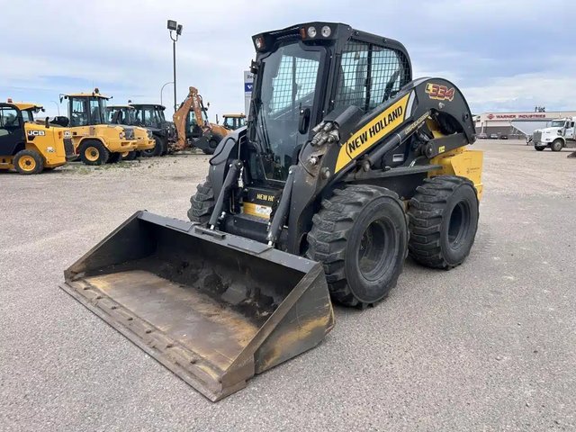2020 New Holland Construction L334 chargeuse à direction à glissement