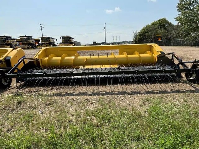 2024 New Holland 790CP Nez - Ramasseur