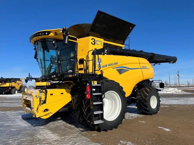 2025 New Holland CR8.90 Batteuse