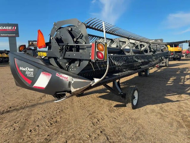 2018 MacDon FD135 Header - Flex