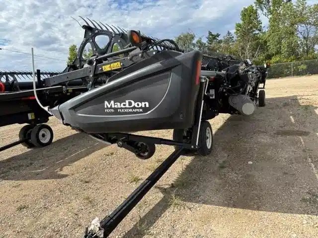 2018 MacDon FD75