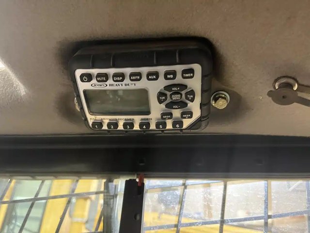 2015 Case TV380 chargeuse à direction à glissement