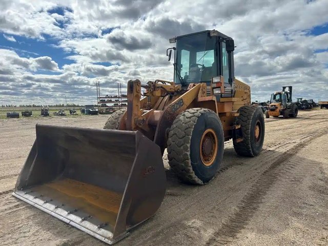 1998 Case 621B Chargeur sur roues