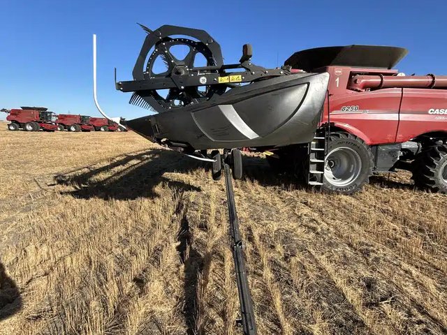 2019 MacDon FD140
